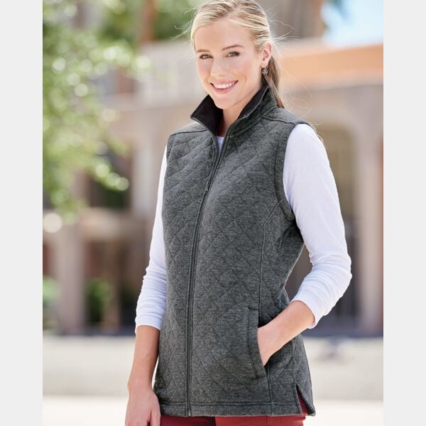 Women’s Quilted Full-Zip Vest Thumbnail